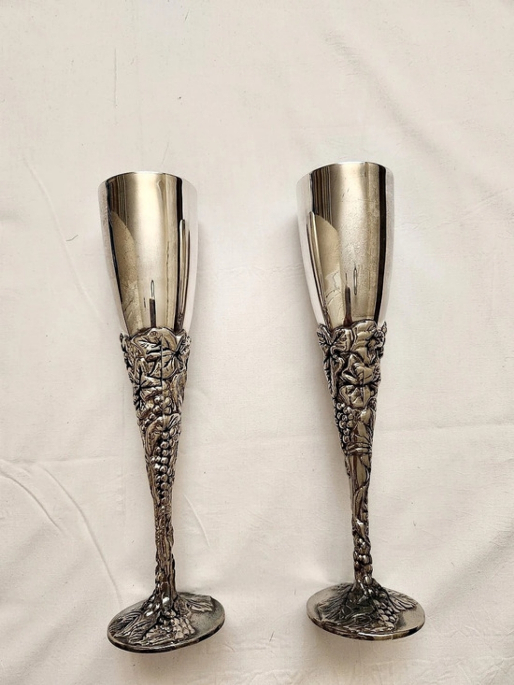 Godinger Vintage Silver Grapevine Chalice Champagne Flutes Set of 2
